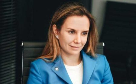 The wife of the wealthy businessman Katerina Bosov, who is now one of the richest women in Russia, has taken legal action against her mother-in-law.