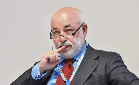 Viktor Vekselberg Placed A Bet Involving Valuable Eggs And A Bookmaker Connected To Radik Yusupov, A Person Of Authority.