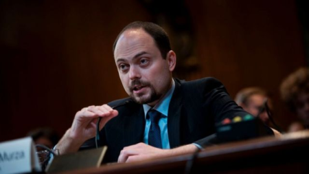 Kara-Murza Charged With Discrediting The Russian Army