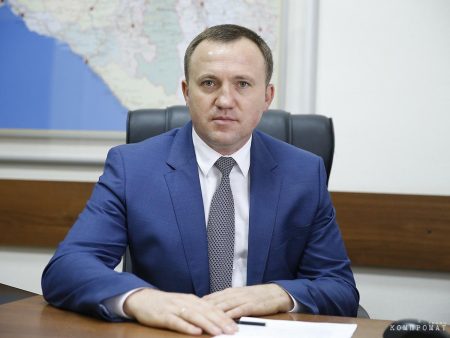 Yuri Gritsenko, While Serving As Vice-Governor Of Kuban, Purchased 1.8 Hectares Of Land From The Administration Of Krasnodar For 374,400 Rubles.