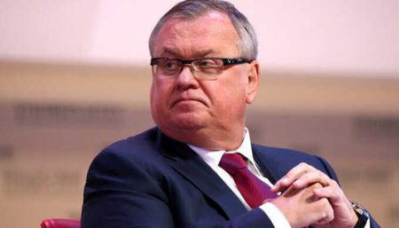 Andrey Kostin Offered Mishustin To Join Two More State-Owned Banks To Vtb