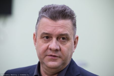 Clever thoughts pursued the “big” boss, but he was faster