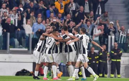 Juventus Have Lost 15 Points For Financial Fraud