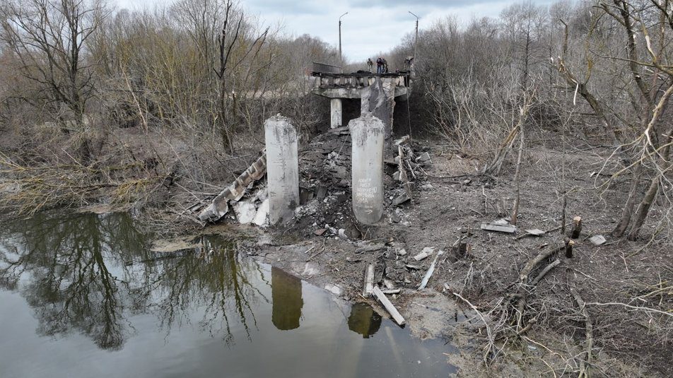 “Highway-South” In Two Years And 566 Million Should Rebuild The Blown-Up Bridge In The Sumy Region (Photo)